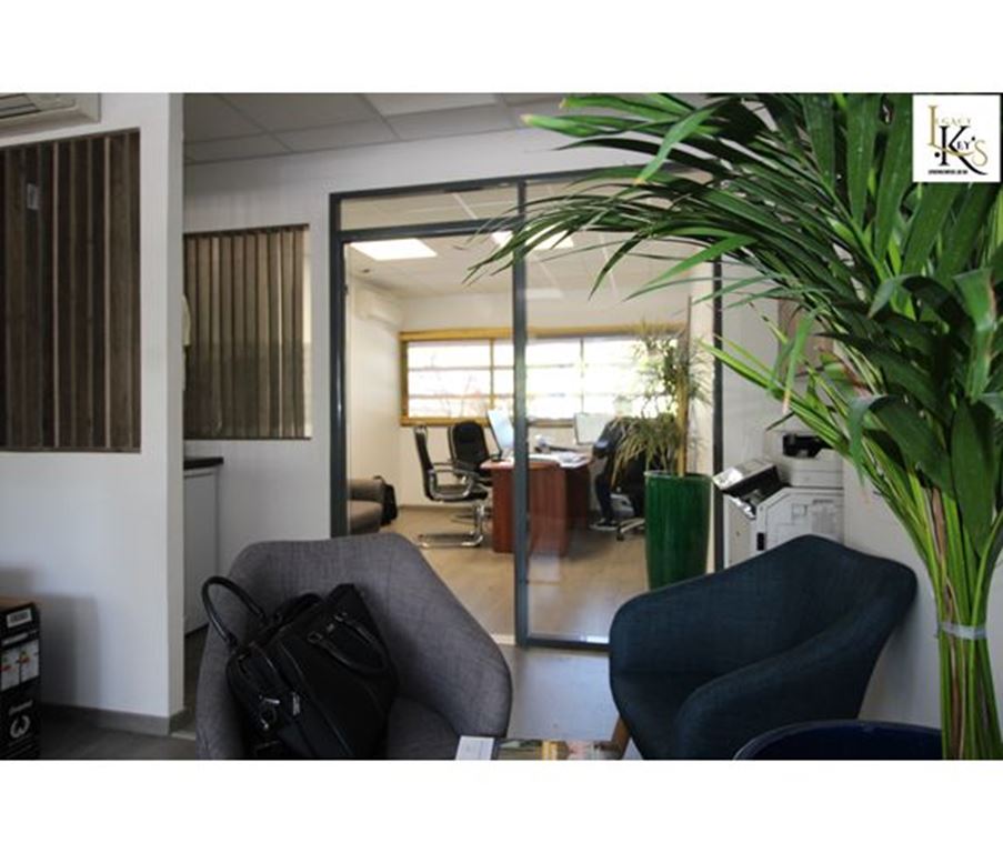 Bureaux NIMES (30900) Legacy Key's Immo