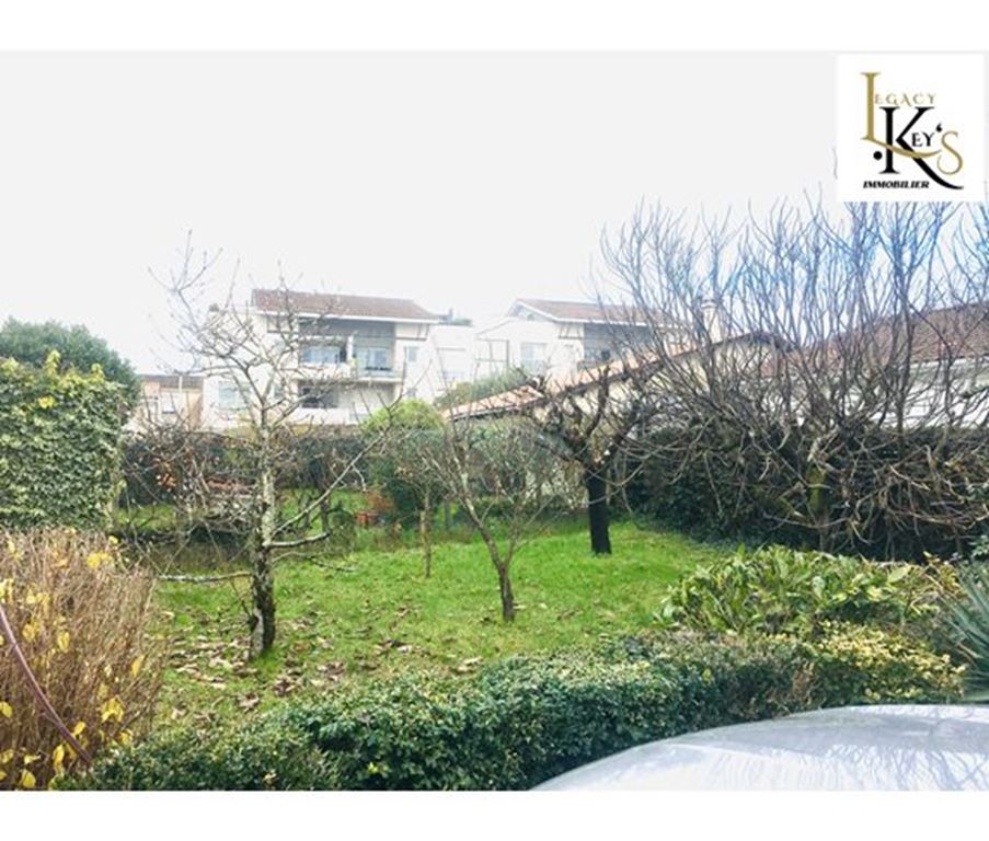 Immeuble LE HAILLAN (33185) Legacy Key's Immo