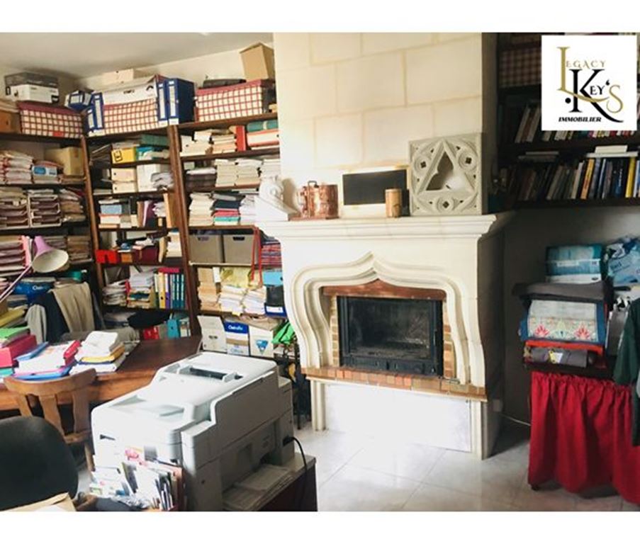 Immeuble LE HAILLAN (33185) Legacy Key's Immo