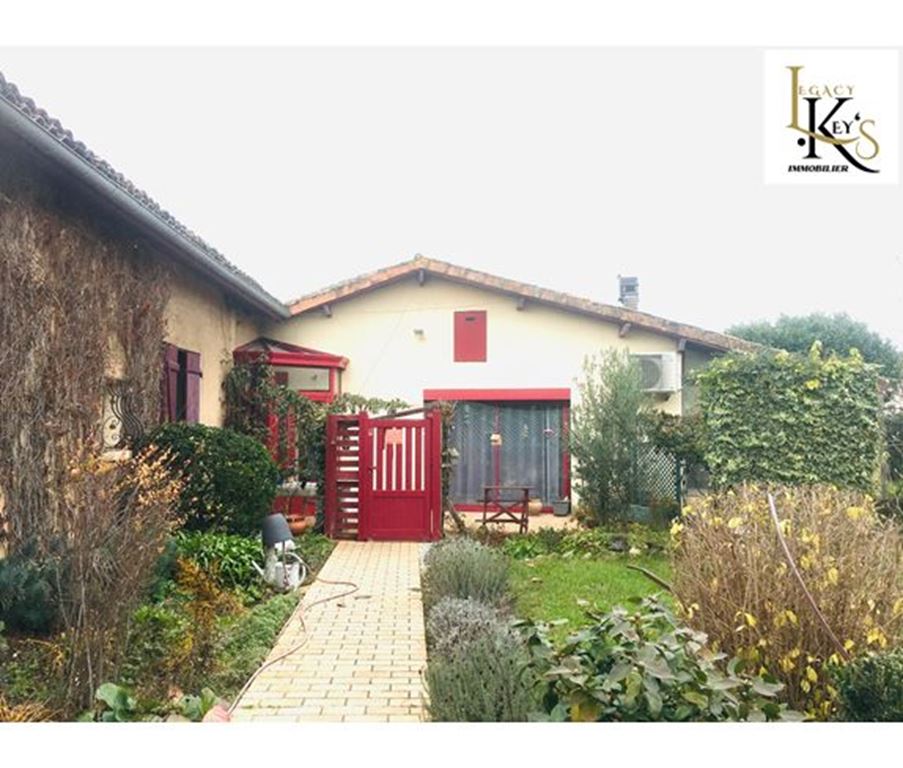 Immeuble LE HAILLAN (33185) Legacy Key's Immo